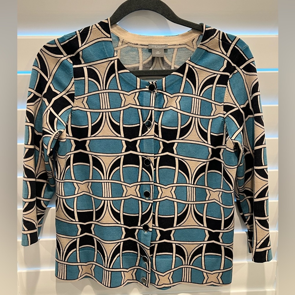 Ann Taylor Karen geometric design sweater